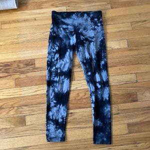 Calvin Klein black and gray tie dye leggings